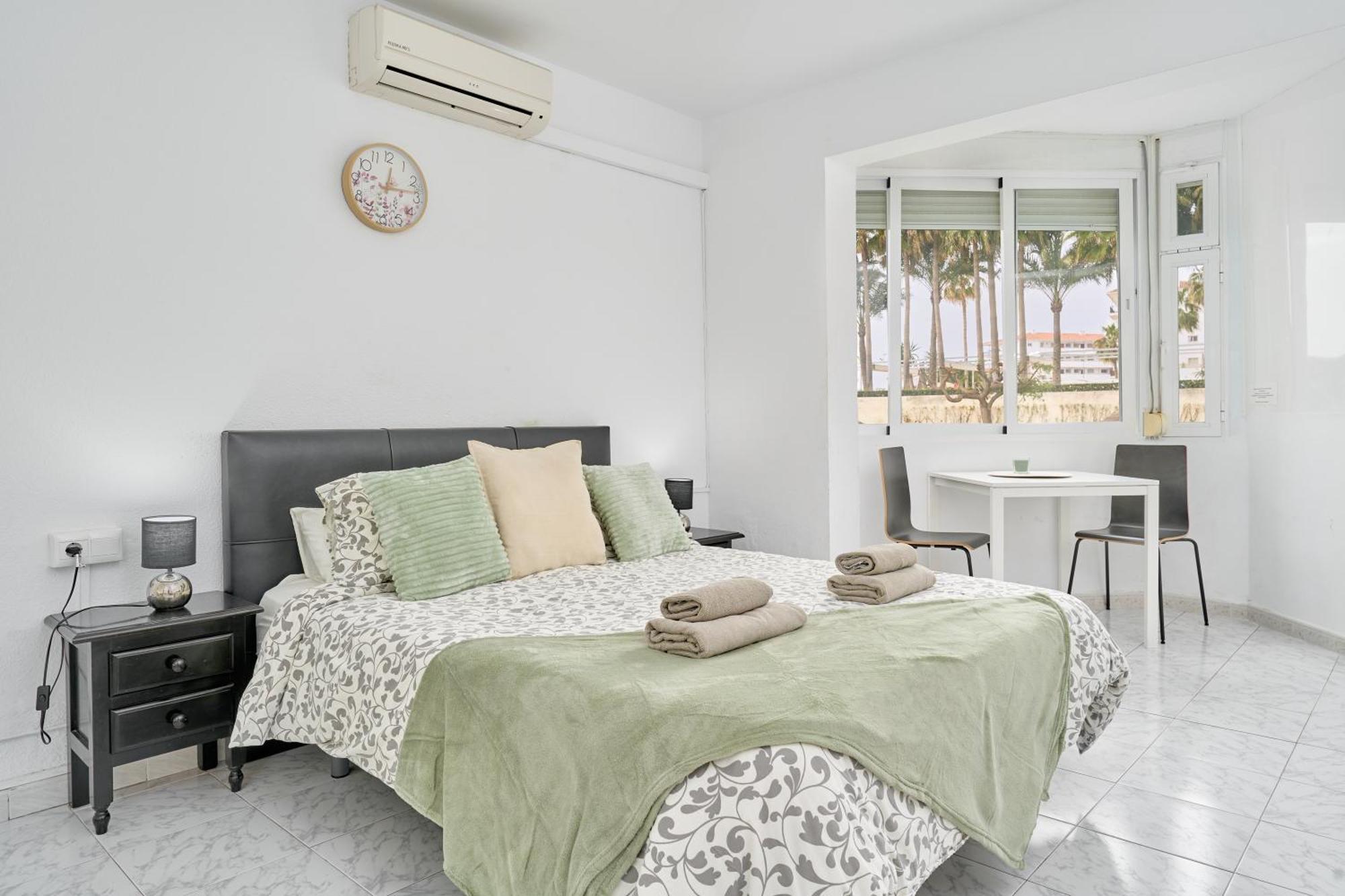 Comfortable Studio Apt Нерха Екстериор снимка